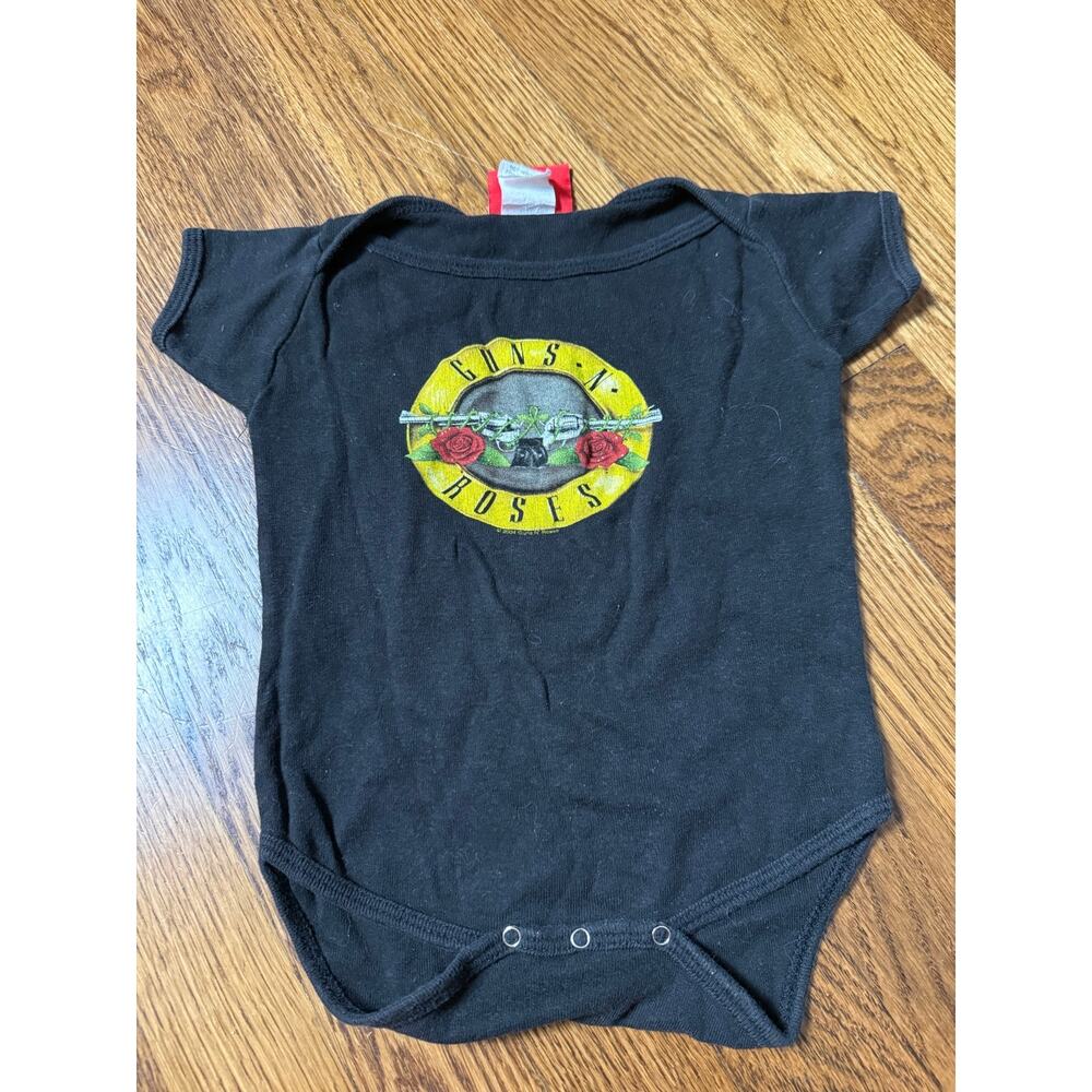 Bravado Guns N Roses Infant Romper Logo Bodysuit Size 6-12 mo